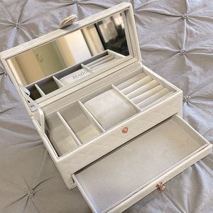 Pandora Jewelry Box